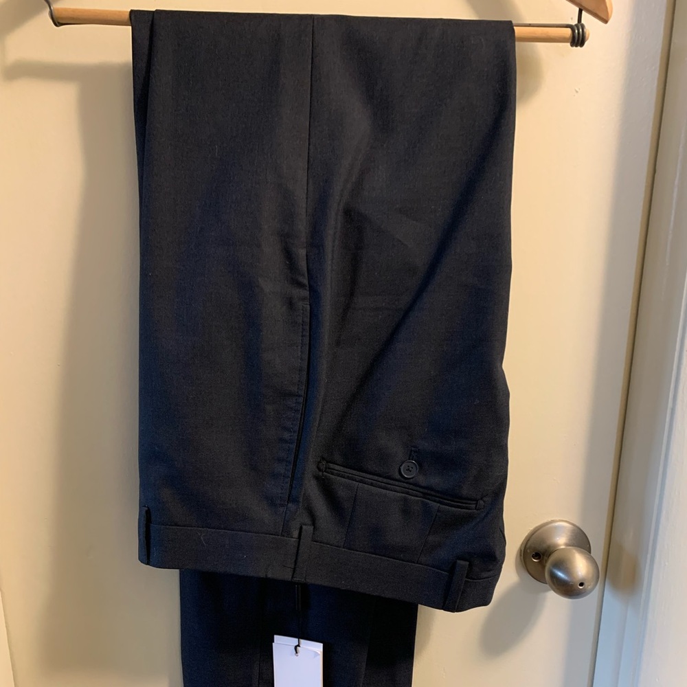 Calvin Klein Slim Fit 31x32 navy dress pants